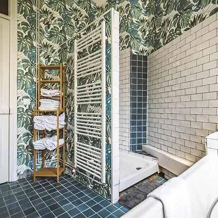 Apartament Au Pied De La Cathedrale #vuemagique